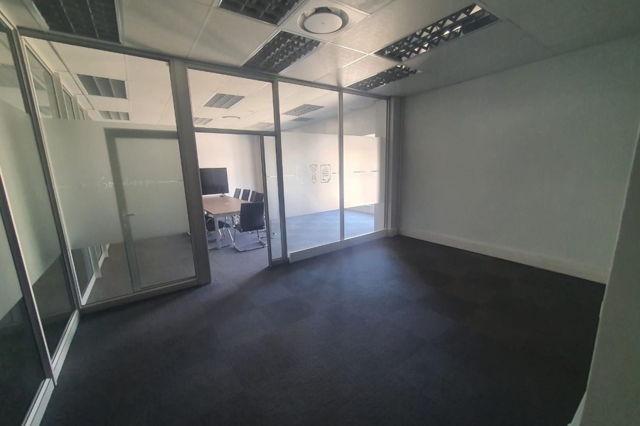 To Let commercial Property for Rent in Fairview Eastern Cape